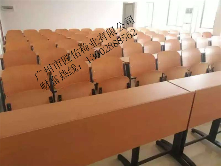 活動腳的.jpg